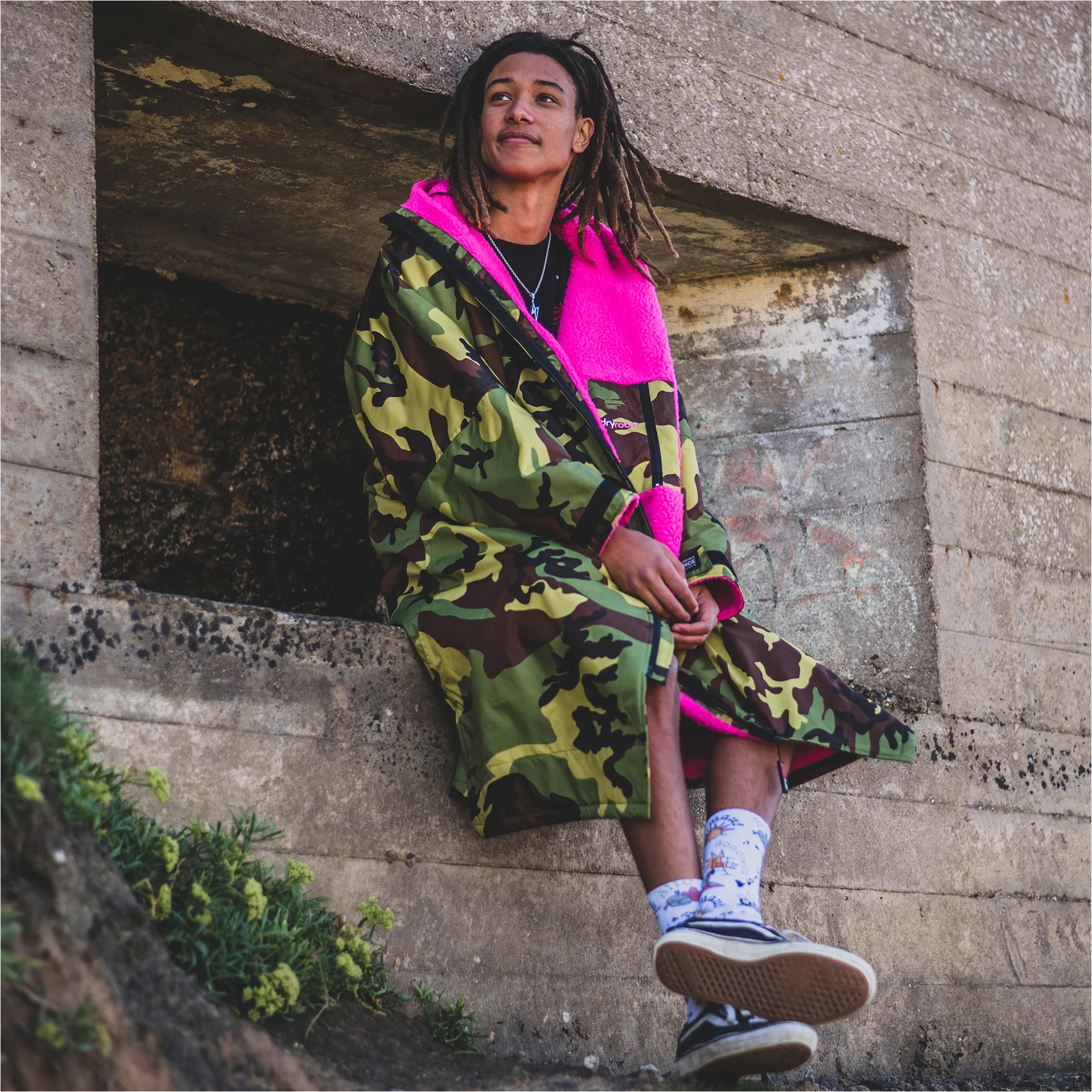 2025 Dryrobe Advance Long Sleeve Change Robe V3 DALSV3 - Camo / Pink